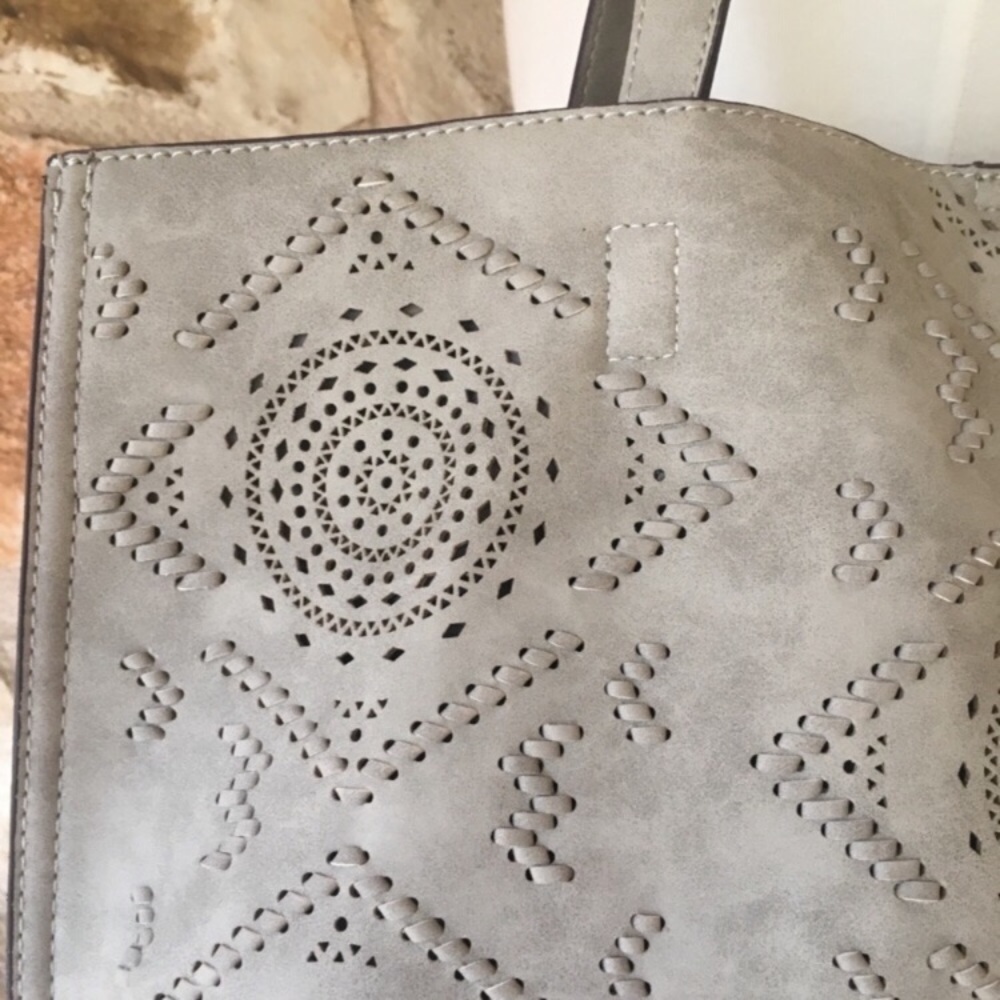 NWT Anthropologie Alice Springs Tote in Soft Grey - Picture 4 of 7